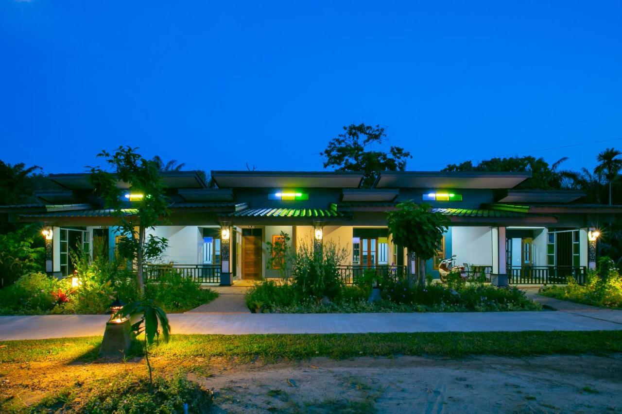 Loft Vintage Chalet Resort Ko Lanta Kültér fotó
